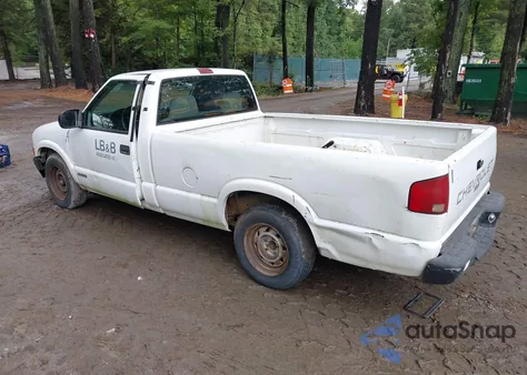 2001 Chevrolet S-10 из США, поврежденный, VIN 1GCCS14WX18244690